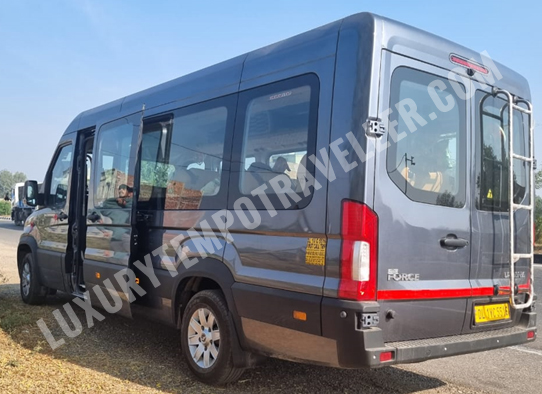 10 seater force urbania luxury van hire in delhi